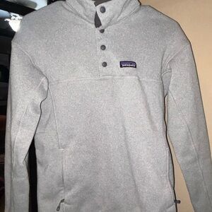 Patagonia Gray Women’s Quarter Botton Jacket